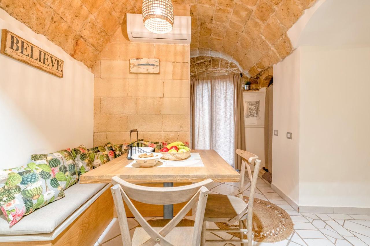 Cozy House In The Old City Bari Buitenkant foto
